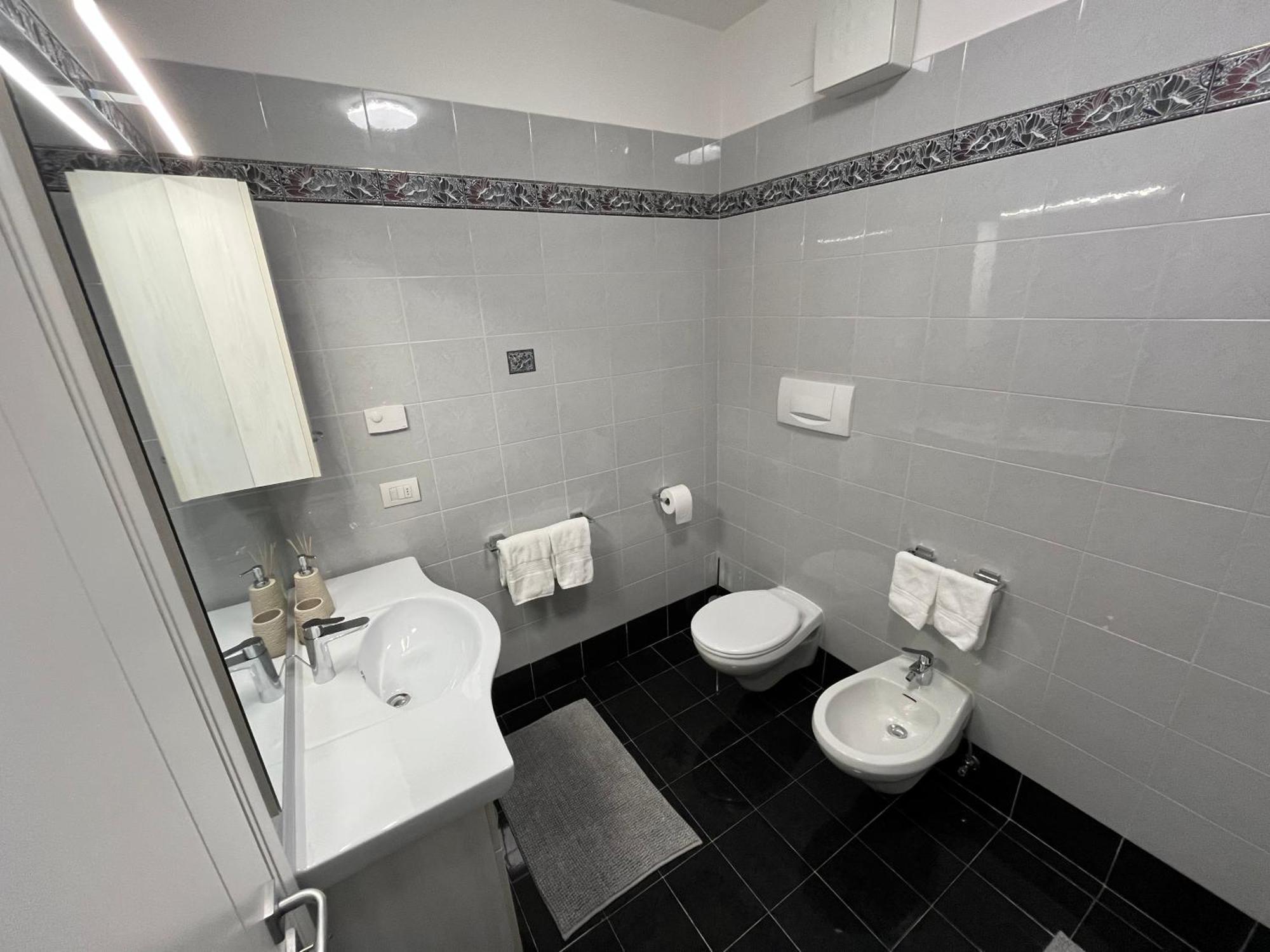 B&B Alessandro Private Room & Bathroom In Shared Apartment Arco Zewnętrze zdjęcie